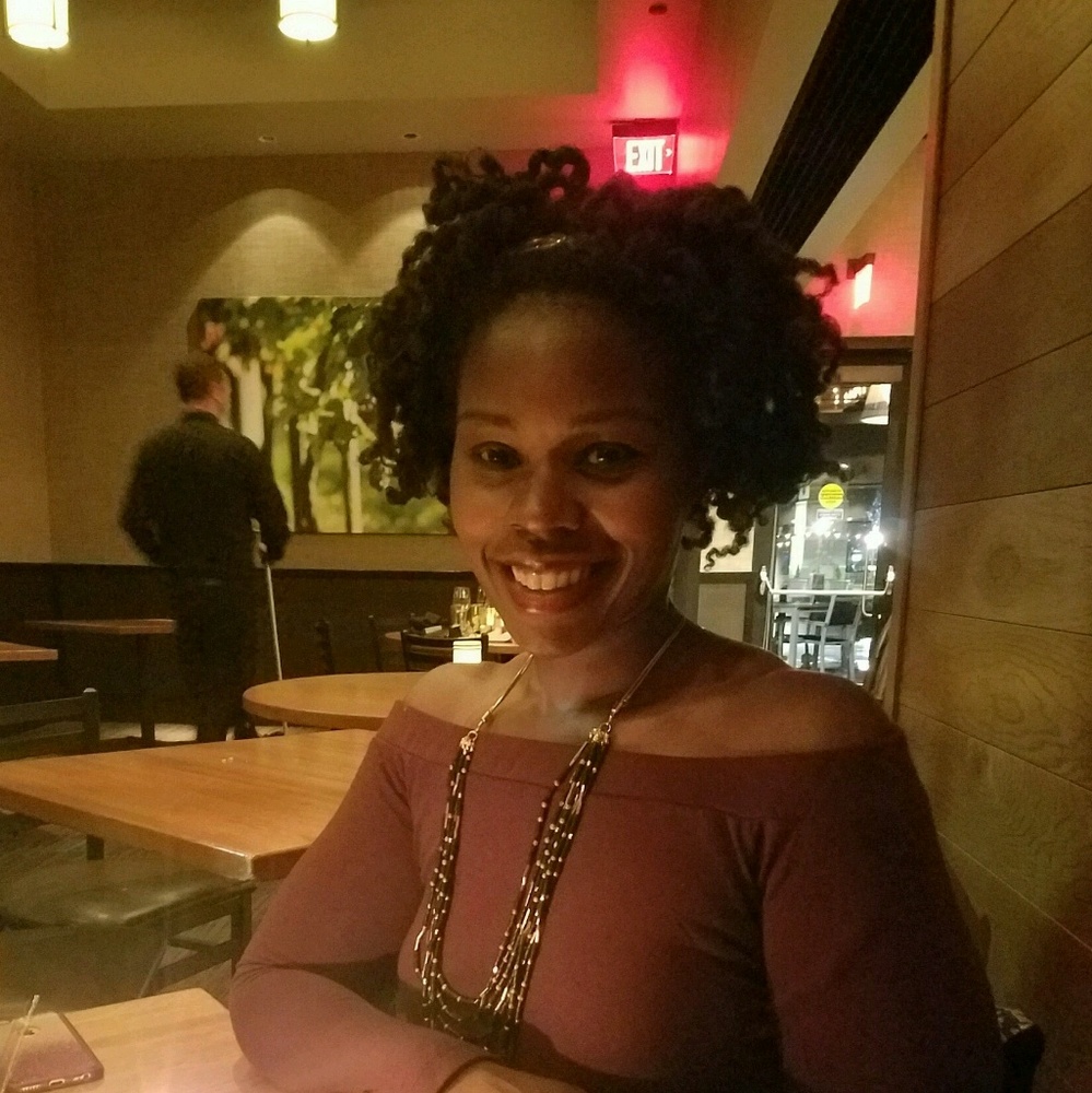 Meet your Posher, Latichia